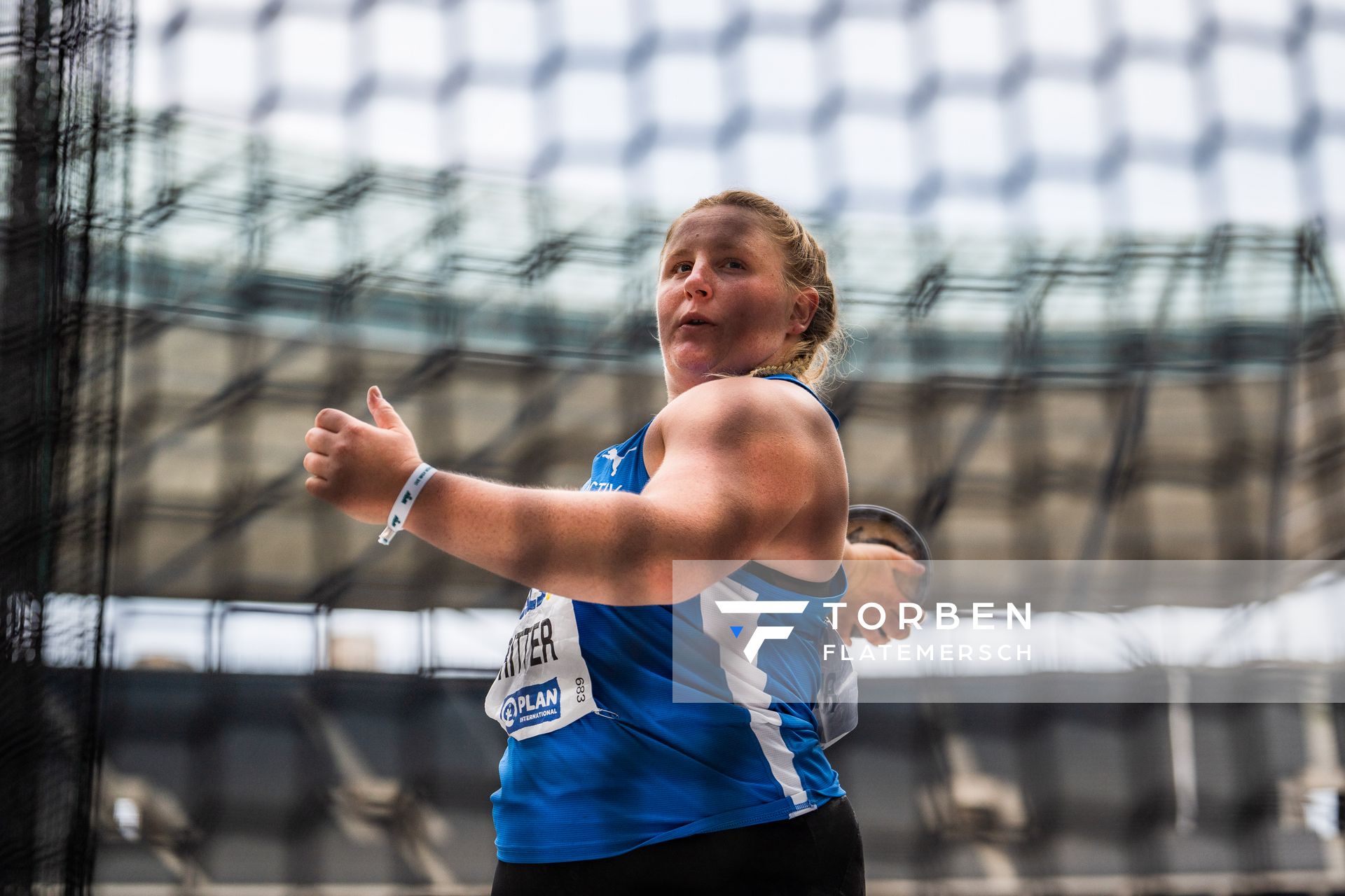 Julia Ritter (TV Wattenscheid 01) beim Diskus waehrend der deutschen Leichtathletik-Meisterschaften im Olympiastadion am 25.06.2022 in Berlin